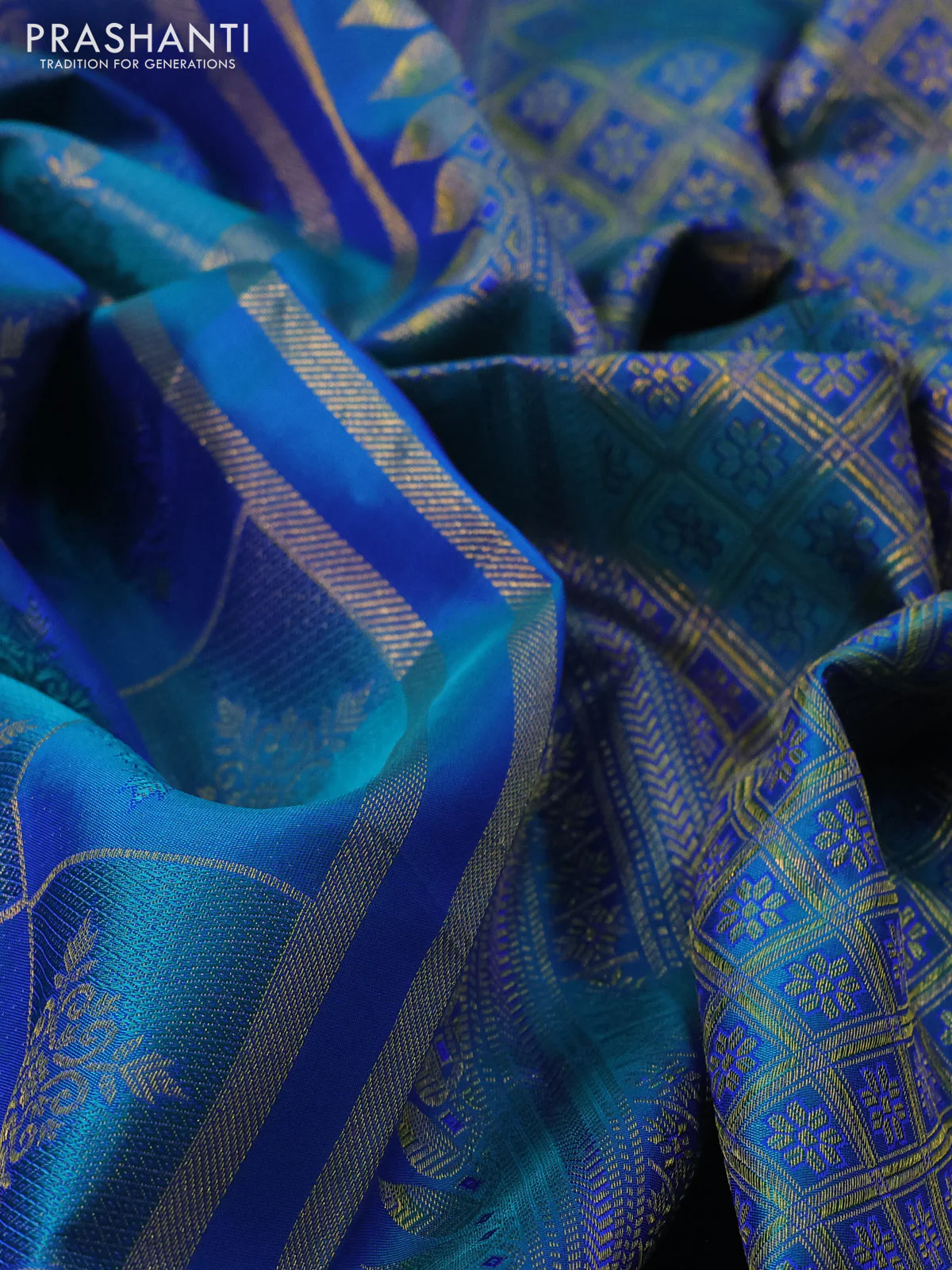 Pure kanchipuram silk saree dual shade of peacock blue with allover self emboss & zari weaves and zari woven border - Image 9