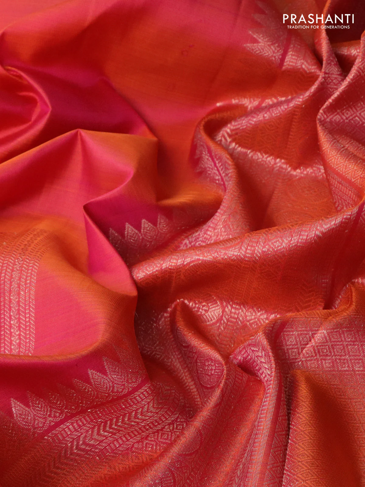 Pure kanchipuram silk saree dual shade of pinkish orange and dark green with allover zari weaves & buttas in borderless style - Image 3