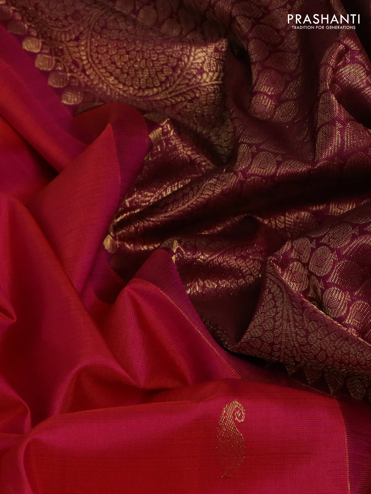 Pure kanchipuram silk saree dual shade of pinkish orange and magenta pink with zari woven buttas and rettapet zari woven border - Image 3