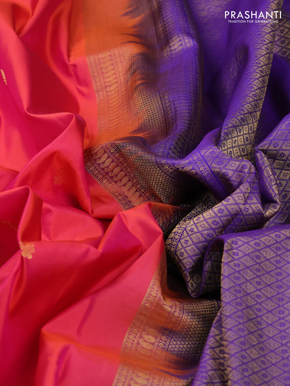 Pure kanchipuram silk saree dual shade of pinkish orange and violet with zari woven buttas and zari woven korvai border - Image 3