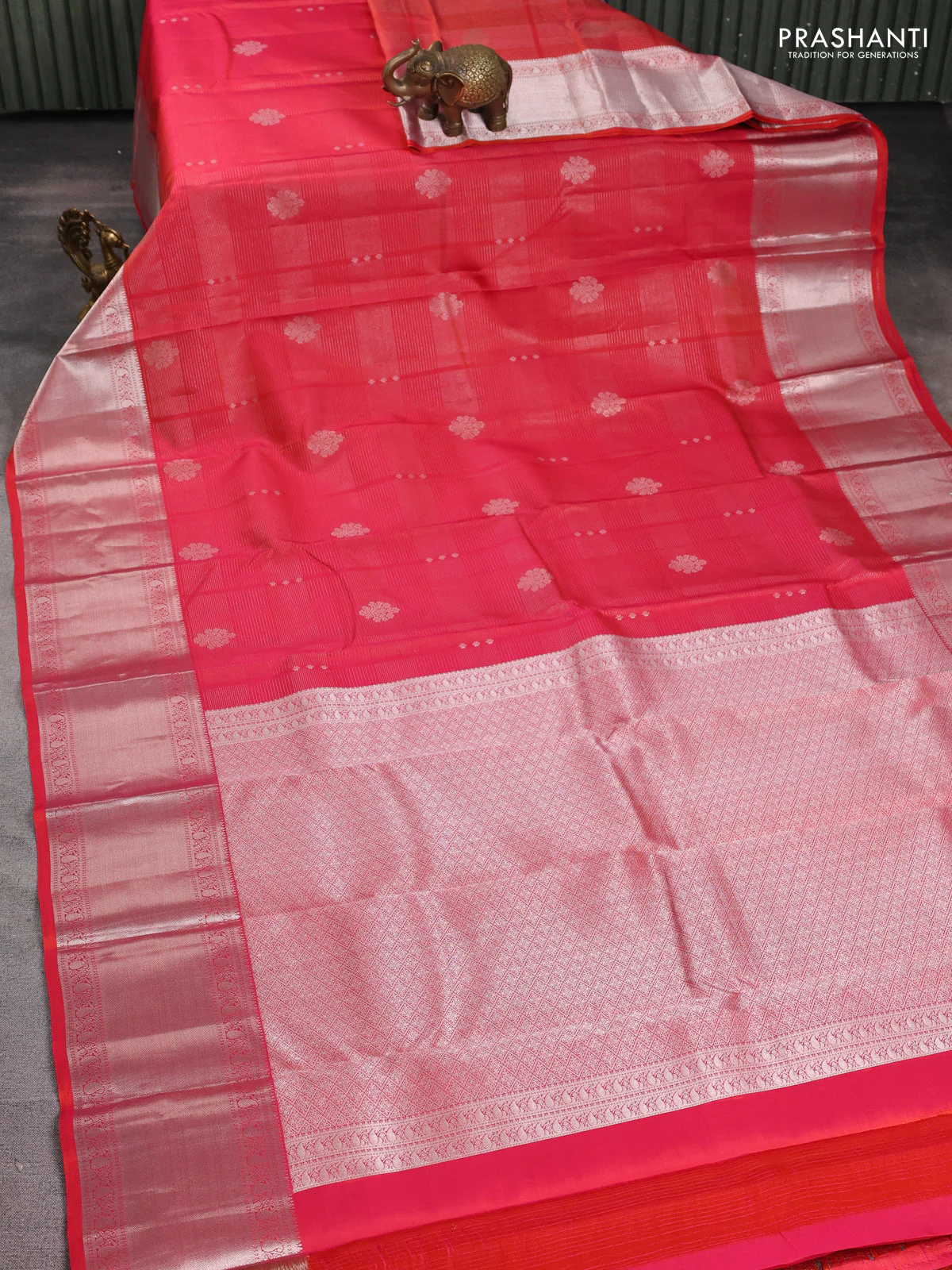 Pure kanchipuram silk saree dual shade of pinkish orange with allover silver zari weaves & buttas and long silver zari woven border - Image 2