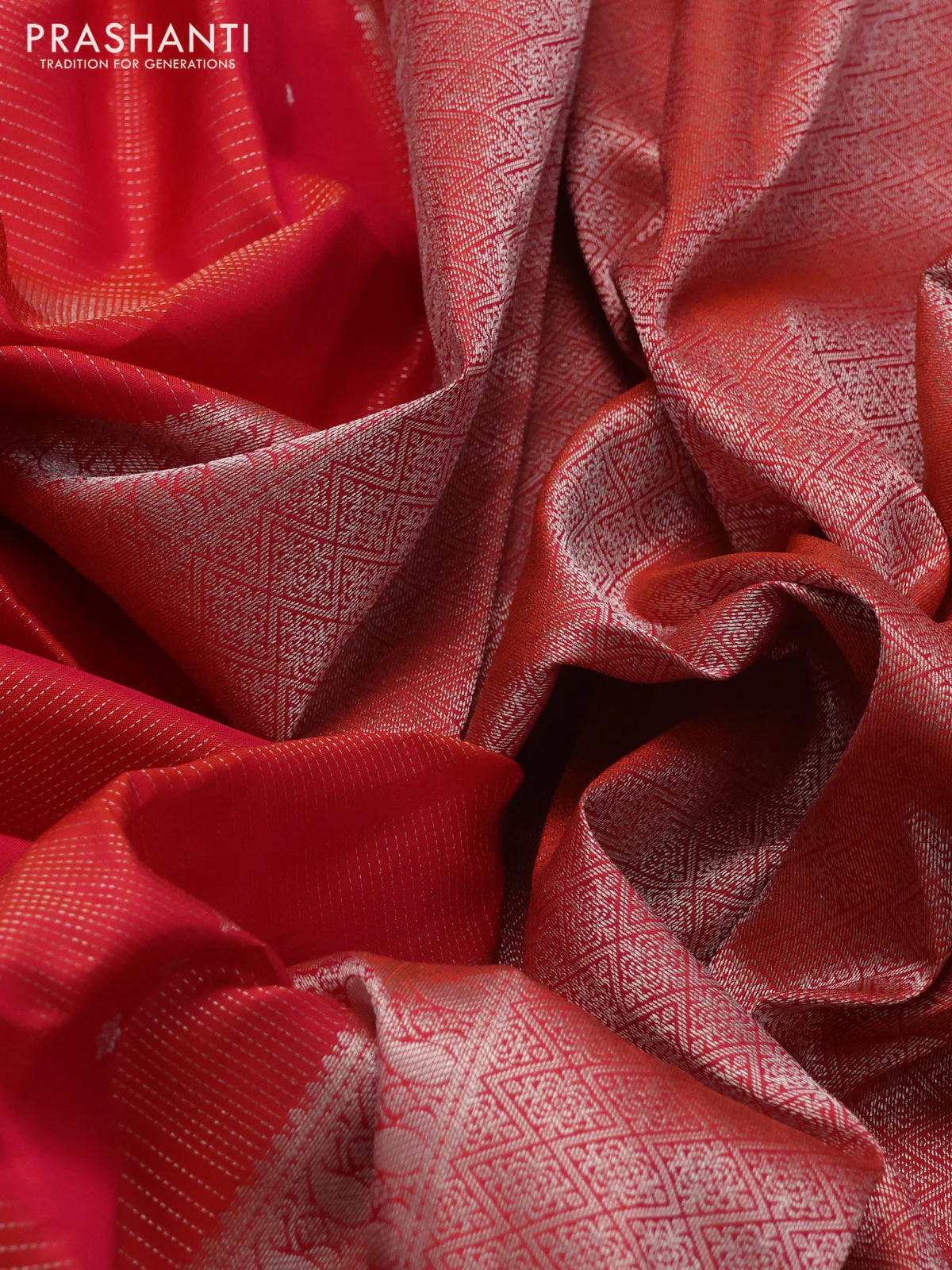 Pure kanchipuram silk saree dual shade of pinkish orange with allover silver zari weaves & buttas and long silver zari woven border - Image 3