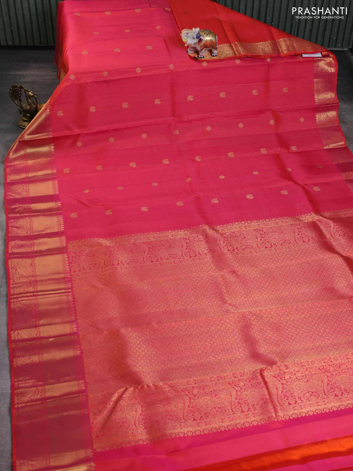 Pure kanchipuram silk saree dual shade of pinkish orange with allover zari weaves & buttas and long zari woven border - Image 2