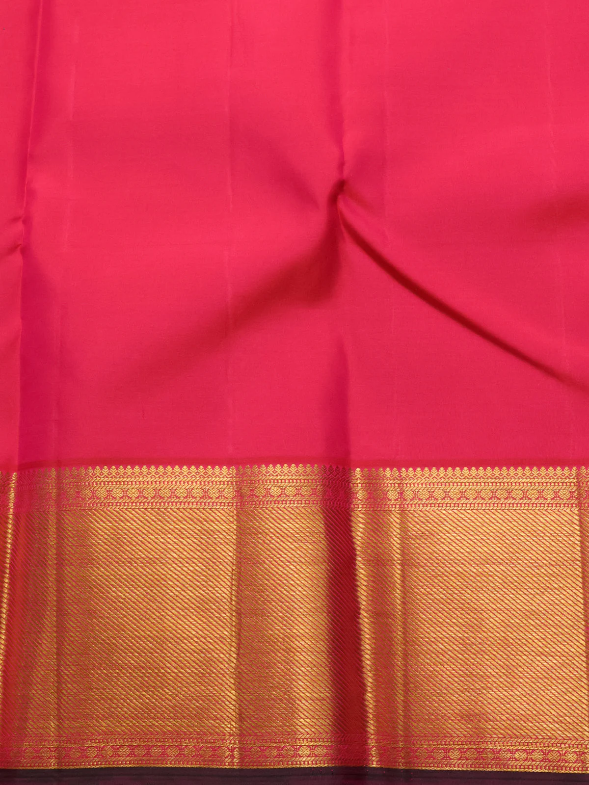 Pure kanchipuram silk saree dual shade of pinkish orange with allover zari woven brocade weaves and rich zari woven border - Image 4