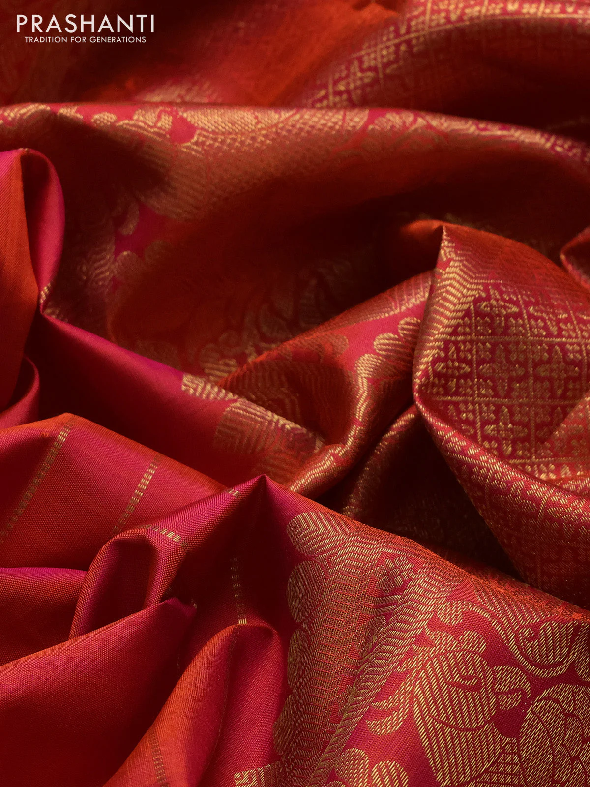 Pure kanchipuram silk saree dual shade of pinkish orange with zari woven buttas and long zari woven border - Image 3