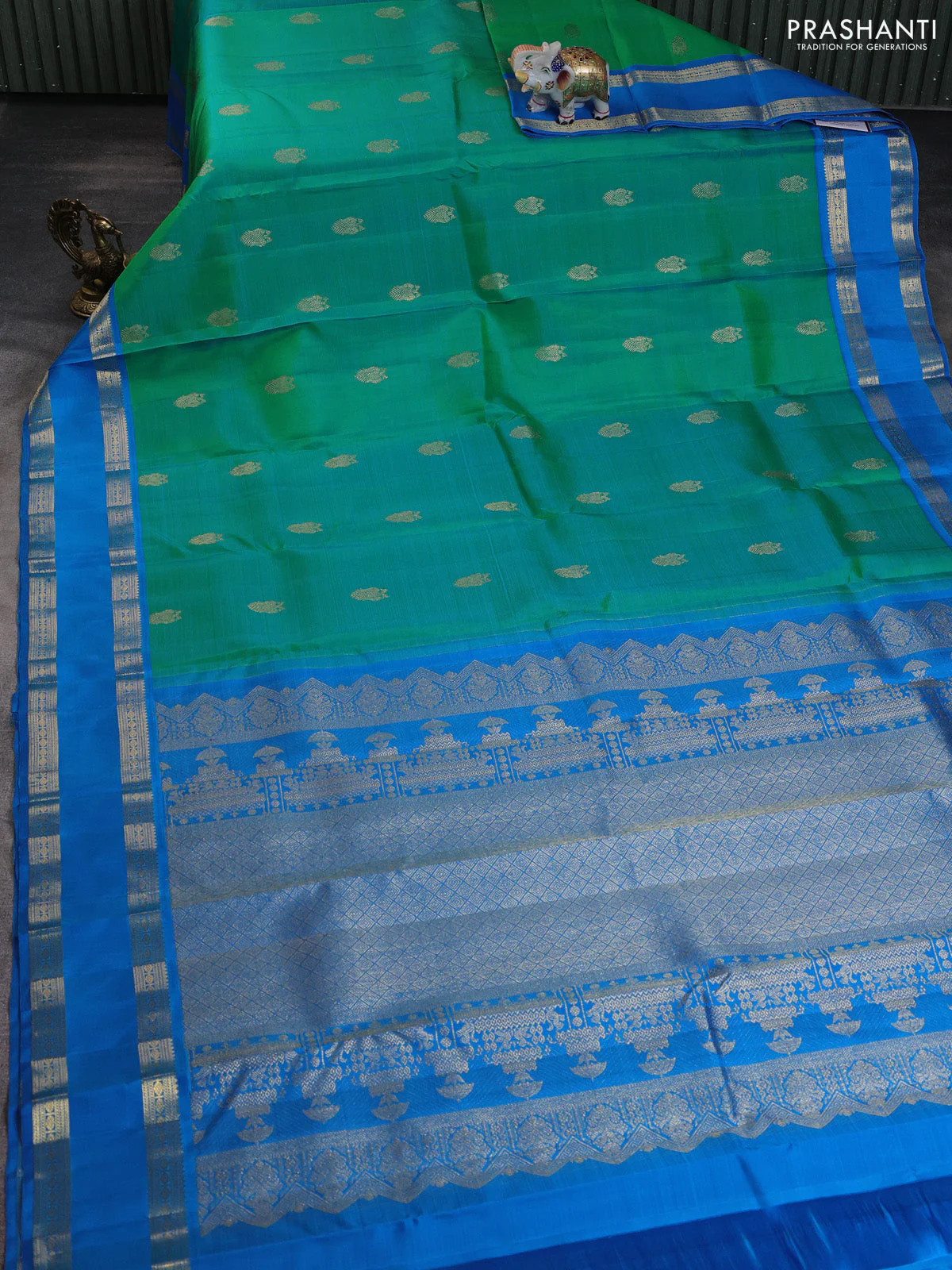 Pure kanchipuram silk saree dual shade of teal bluish green and cs blue with zari woven buttas and rettapet zari woven border - Image 2