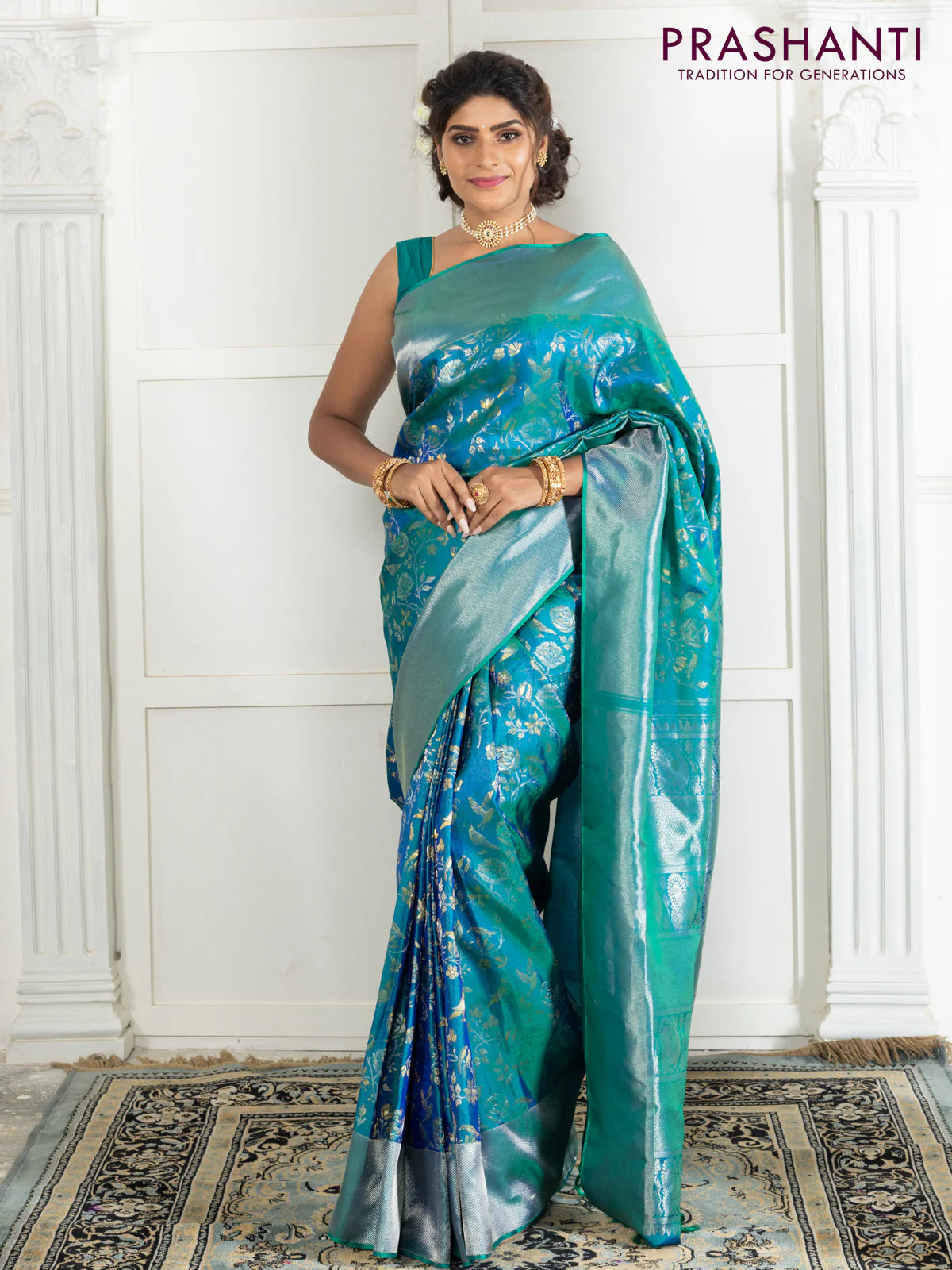 Pure kanchipuram silk saree dual shade of teal green with bird motif weaves and silver zari woven border - Image 2