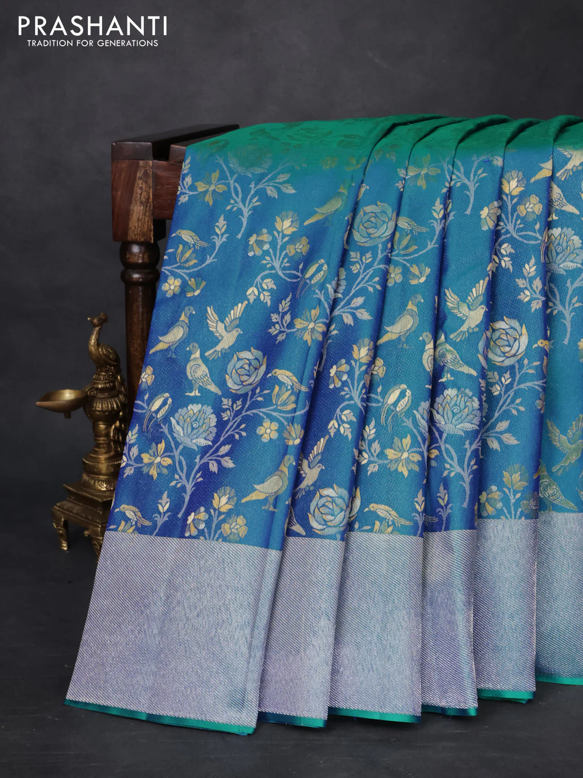 Pure kanchipuram silk saree dual shade of teal green with bird motif weaves and silver zari woven border - Image 8