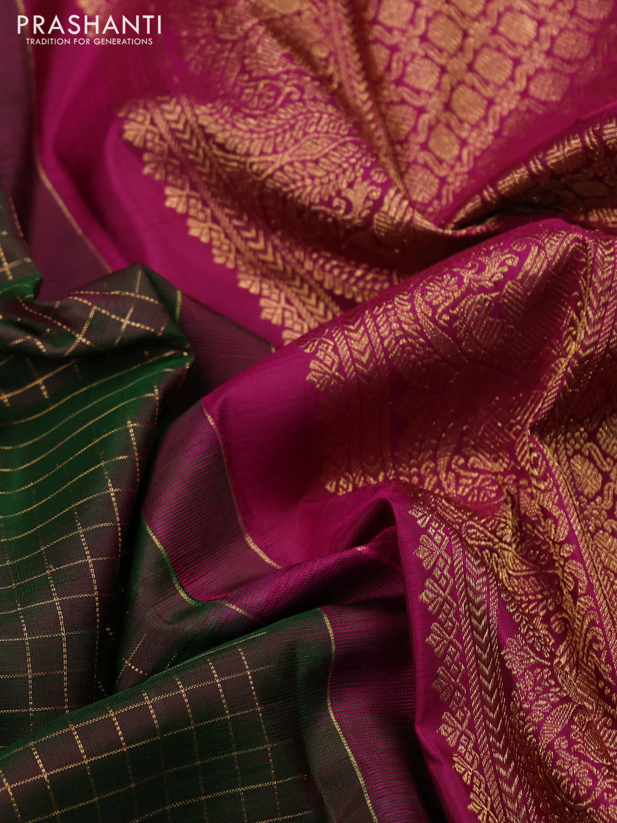Pure kanchipuram silk saree green and magenta pink with allover zari checked pattern and rettapet zari woven border - Image 3