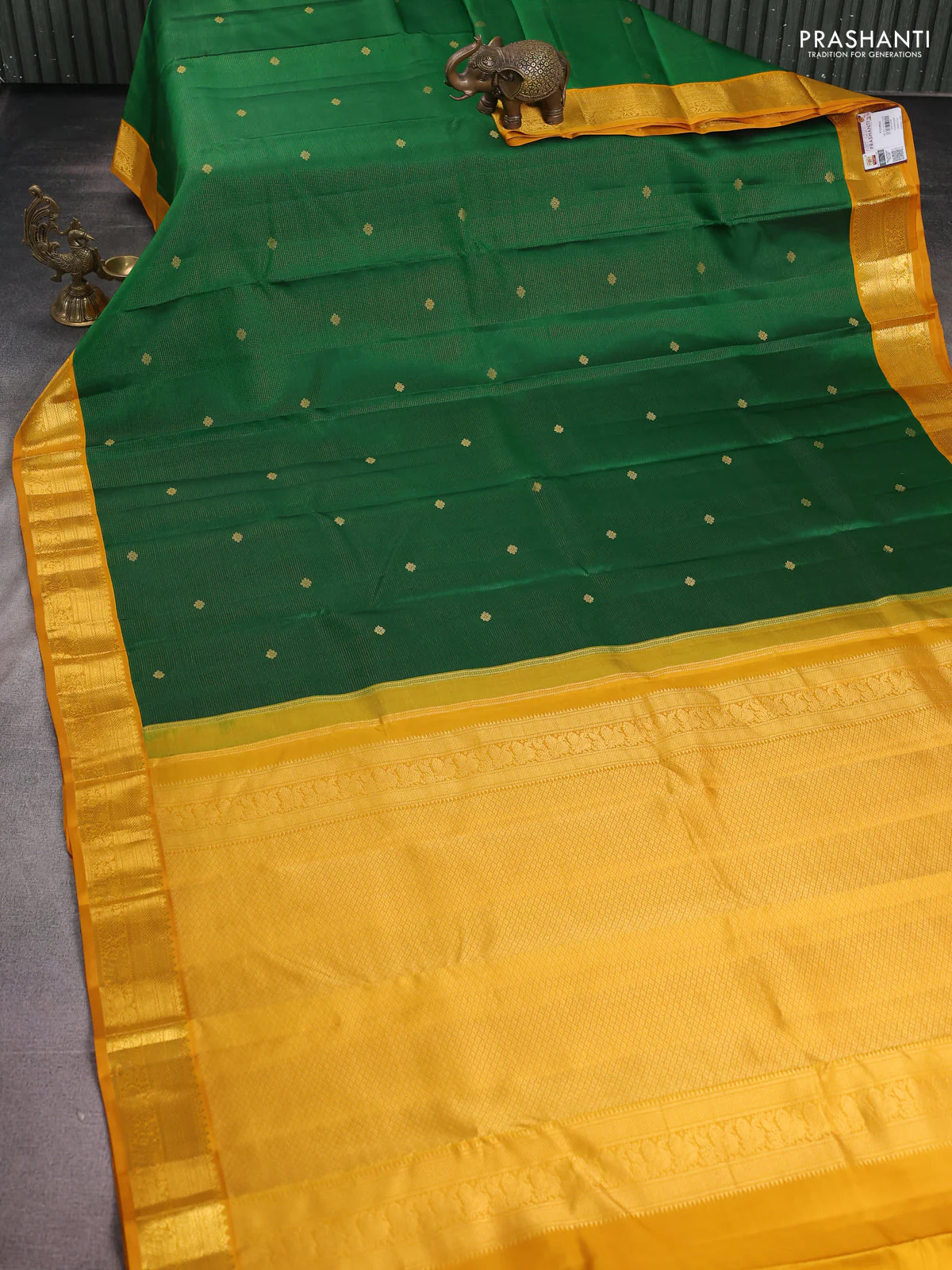 Pure kanchipuram silk saree green and mustard yellow with allover zari weaves & buttas and zari woven korvai border - Image 2