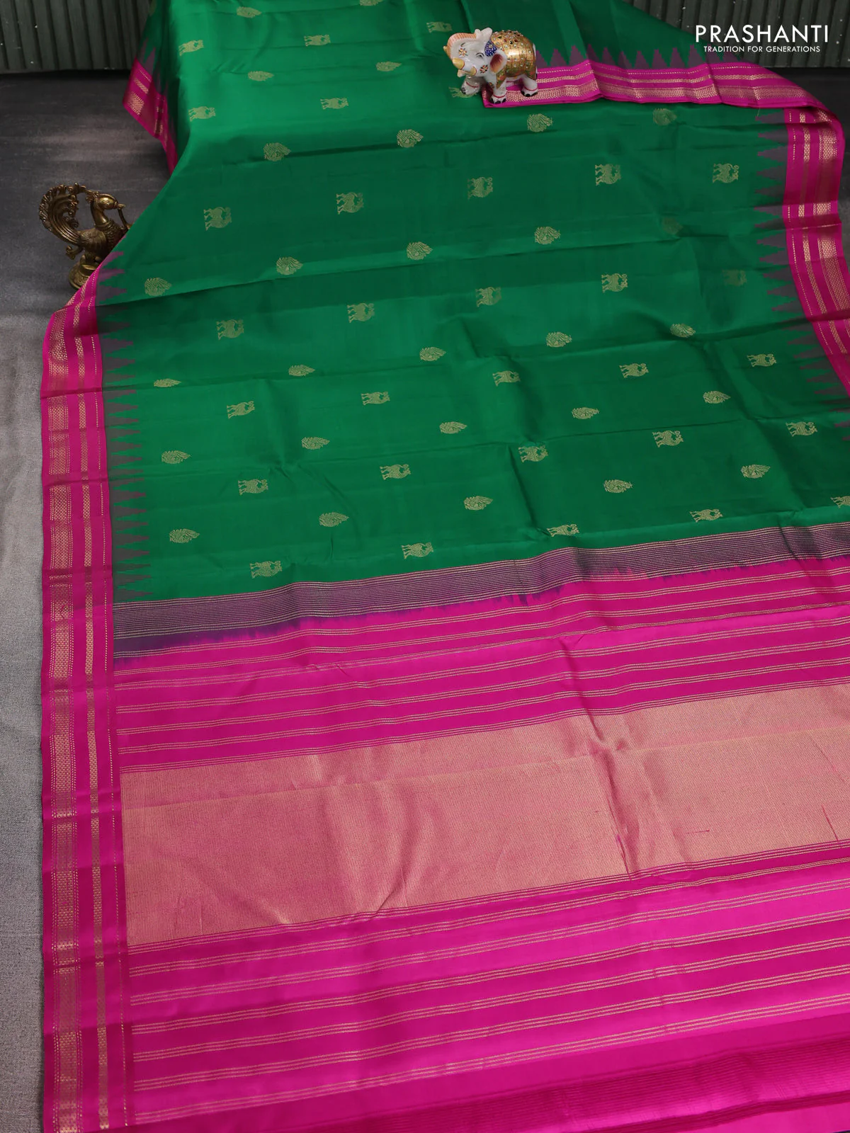 Pure kanchipuram silk saree green and pink with annam zari woven buttas and temple design zari woven border - Image 2