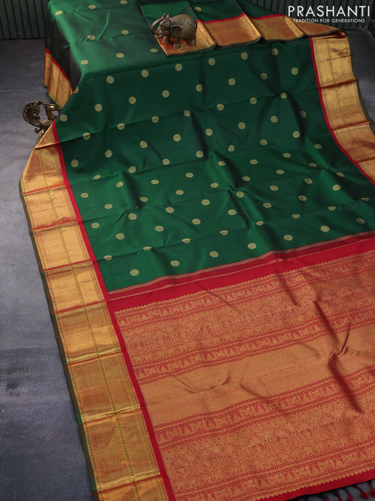 Pure kanchipuram silk saree green and red with zari woven buttas and zari woven border - Image 3