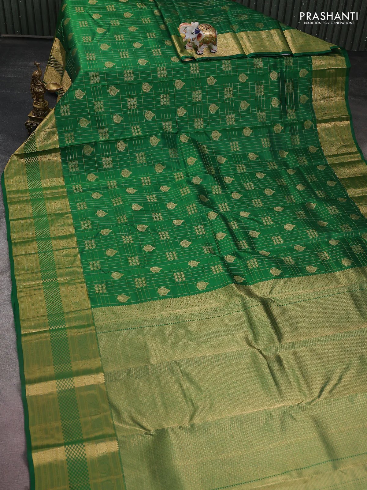 Pure kanchipuram silk saree green with allover zari checks & buttas and long rich zari woven border - Image 2