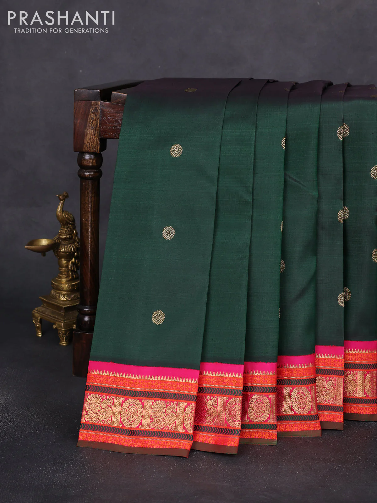 Pure kanchipuram silk saree green with zari woven mayil chakkaram buttas and ganga jamuna korvai border - Image 2