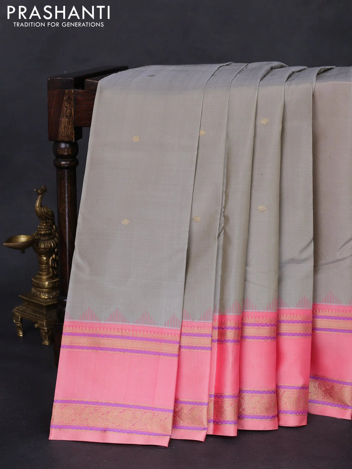 Pure kanchipuram silk saree grey and peach pink with zari woven buttas and rettapet zari woven border - Image 2