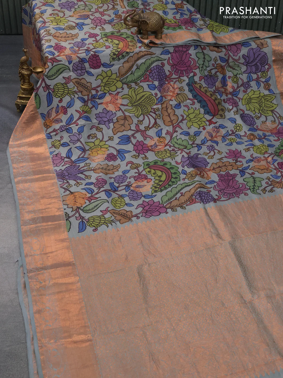 Pure kanchipuram silk saree grey shade with allover pen kalamkari prints & zari buttas and copper zari woven border - Image 2