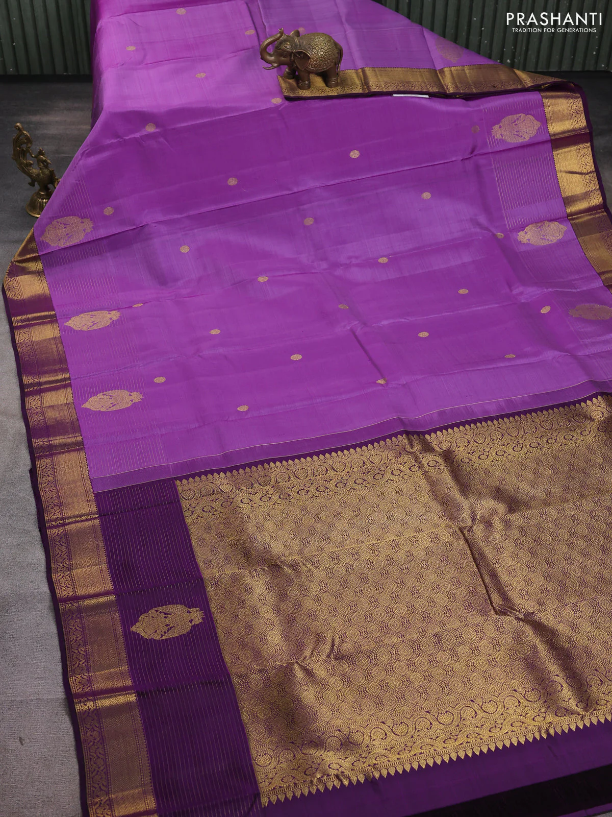 Pure kanchipuram silk saree lavender and purple with zari woven buttas and rich zari woven border - Image 2