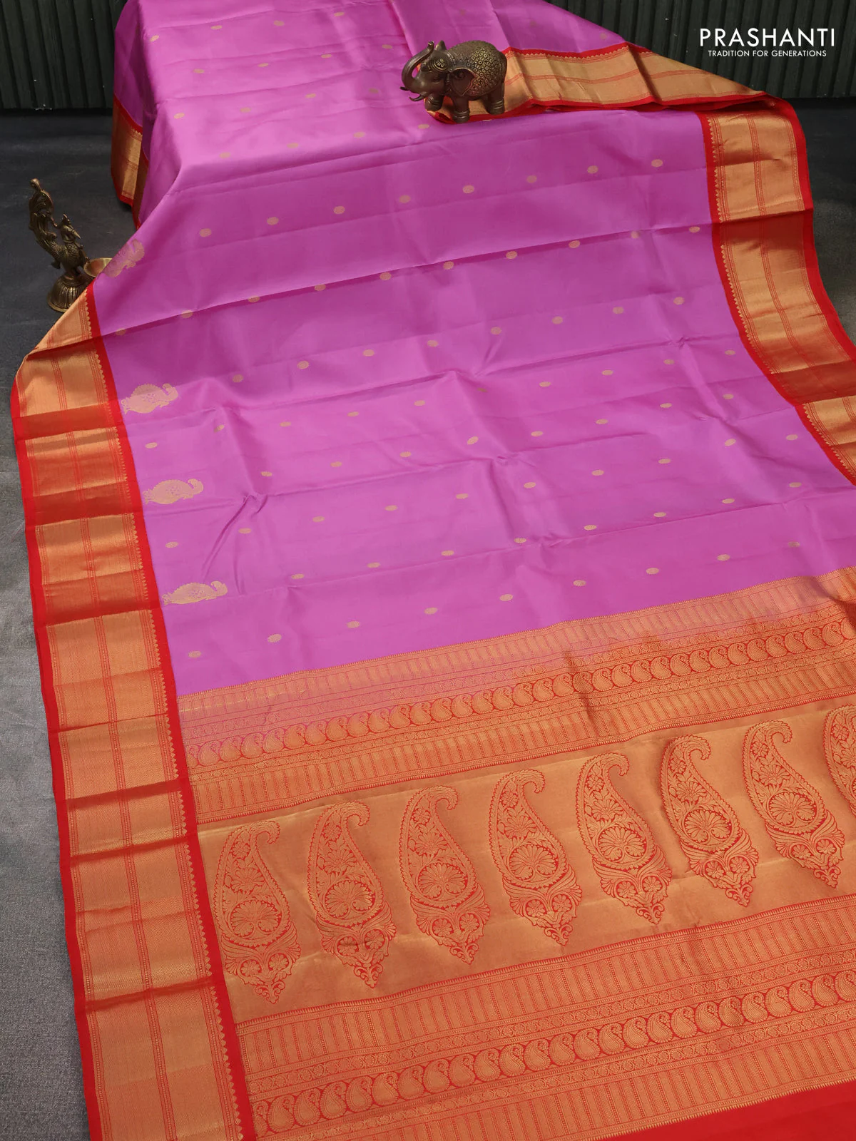 Pure kanchipuram silk saree lavender and red with zari woven buttas and zari woven korvai border - Image 2