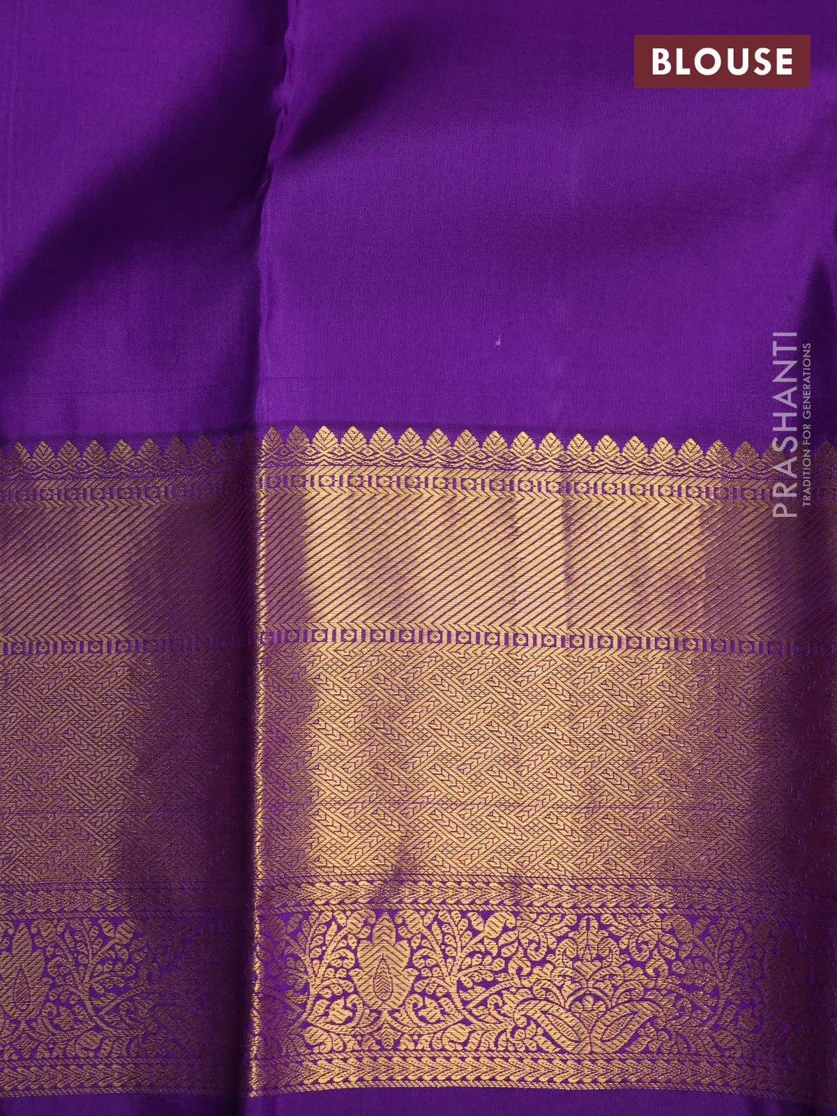 Pure kanchipuram silk saree lavender and violet with allover zari woven brocade weaves and long rich zari woven border - Image 4