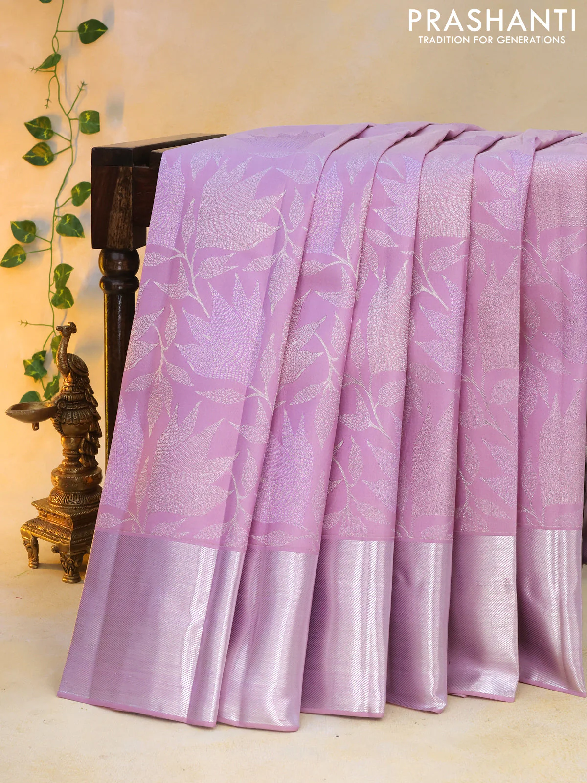 Pure kanchipuram silk saree lavender shade with allover silver zari woven brocade weaves and silver zari woven border - Image 3