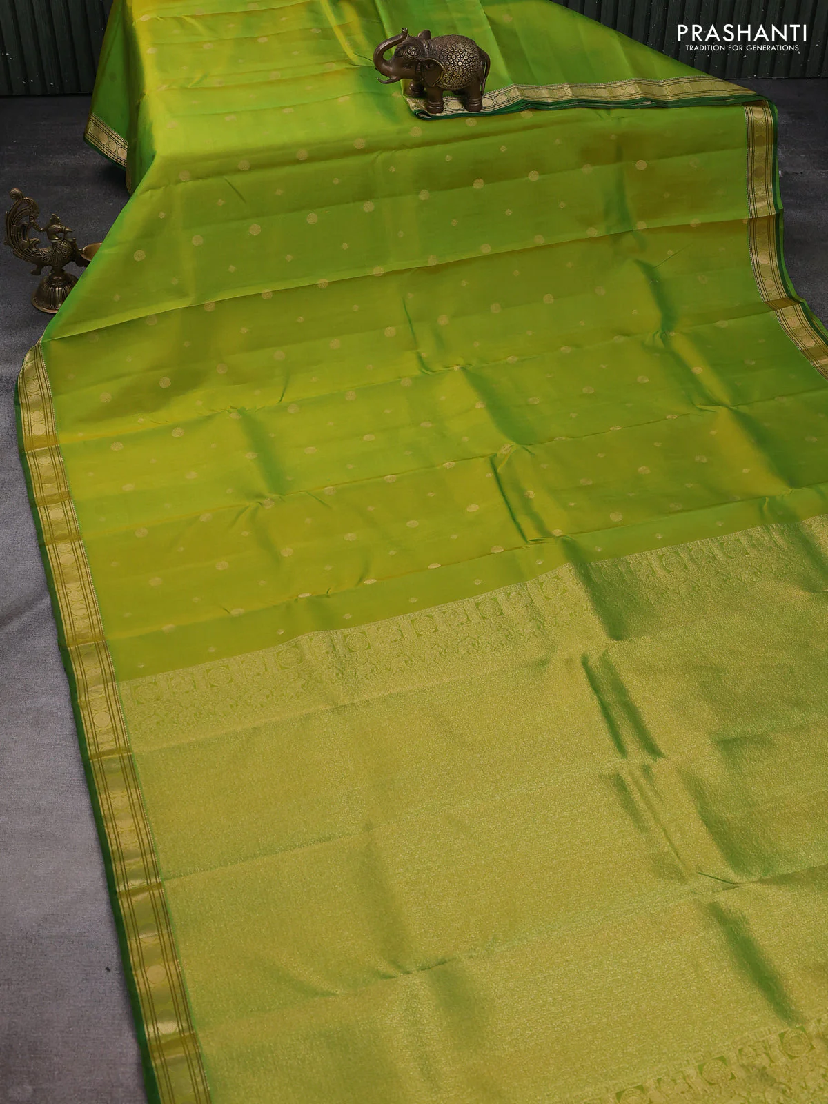Pure kanchipuram silk saree light green with zari woven butttas and temple zari woven border - Image 2