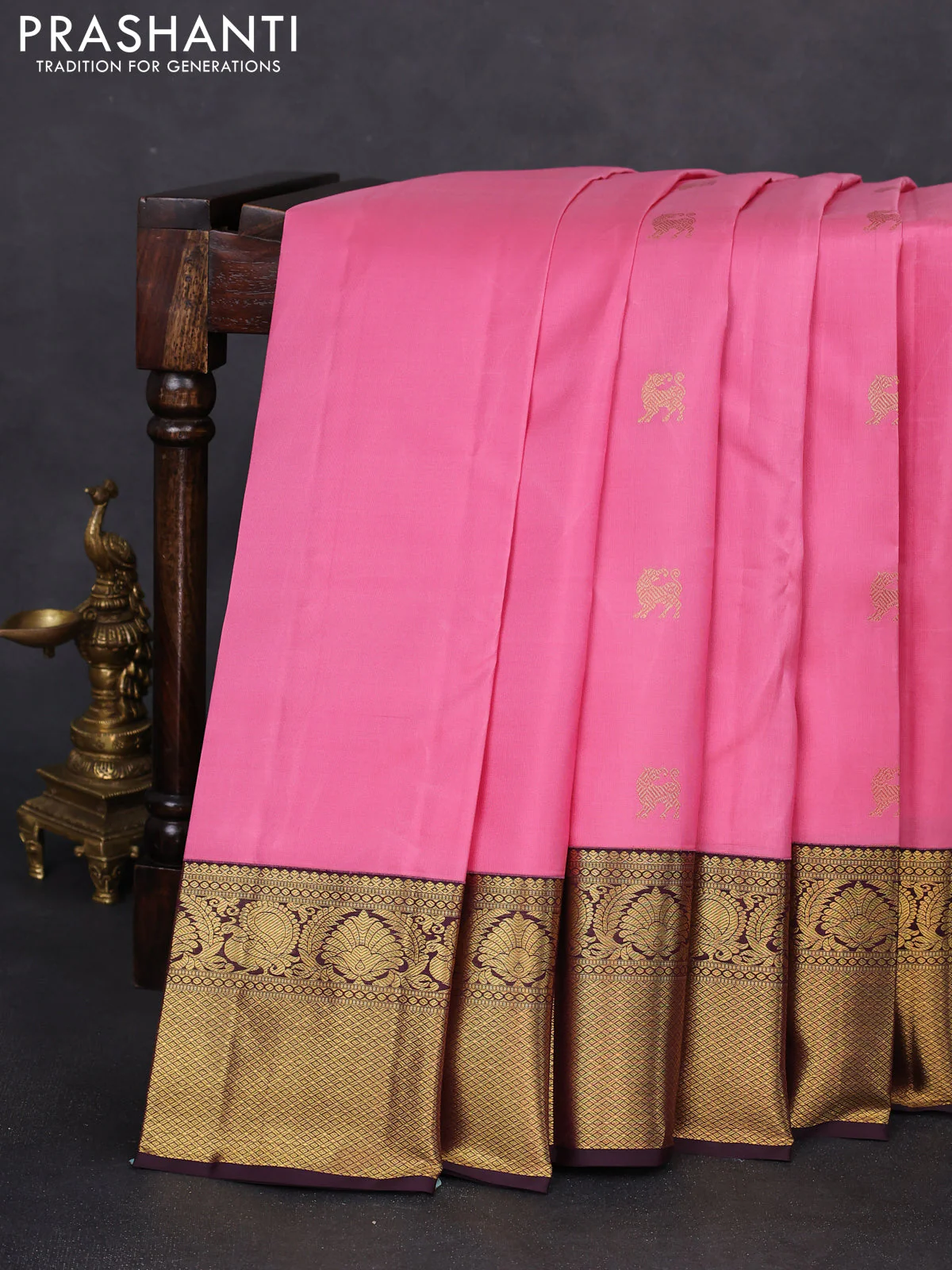Pure kanchipuram silk saree light pink and deep coffee brown with zari woven buttas and zari woven korvai border - Image 2