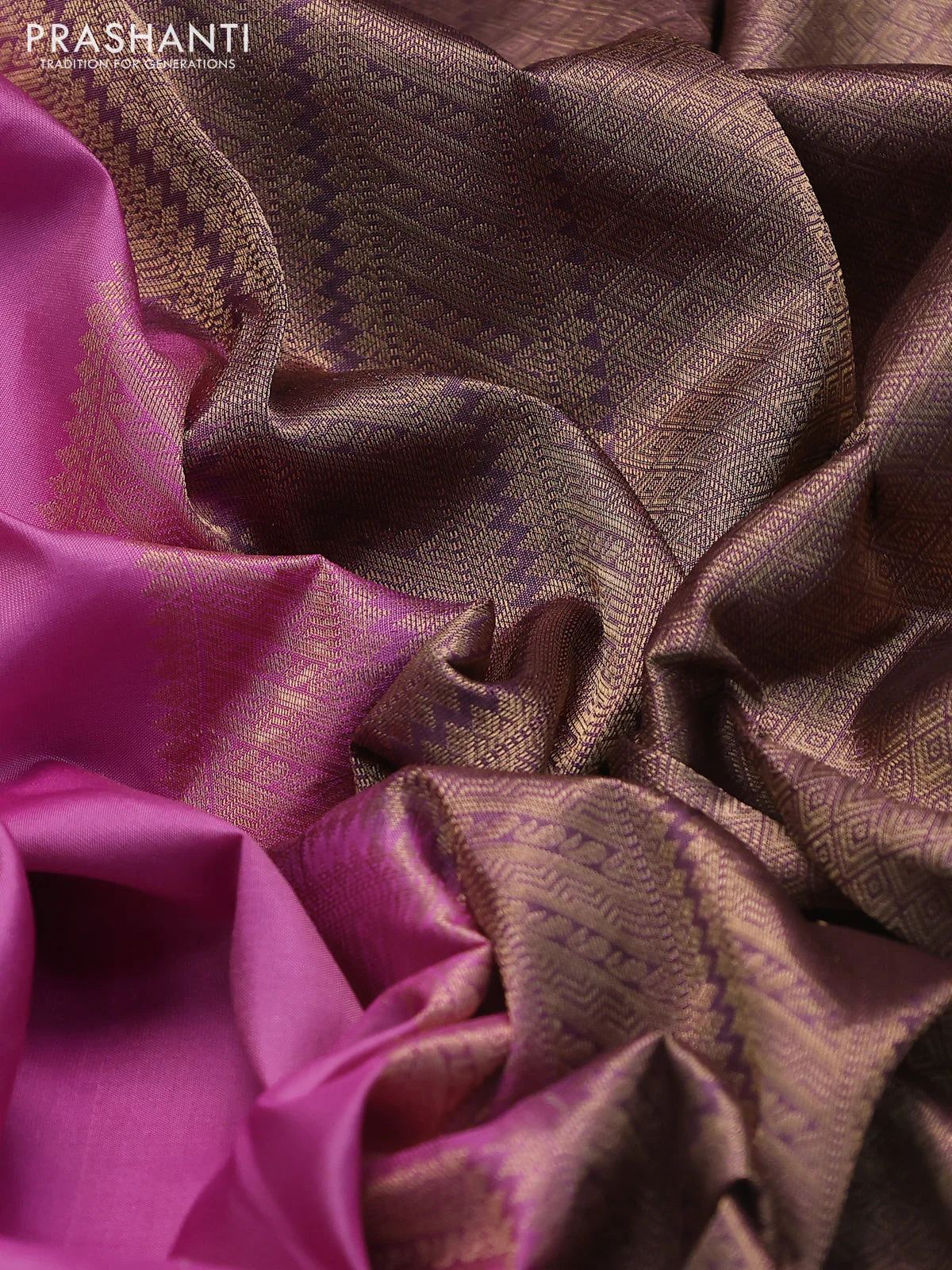 Pure kanchipuram silk saree light pink and pastel pink with zari woven buttas and long rettapet zari woven border - Image 3