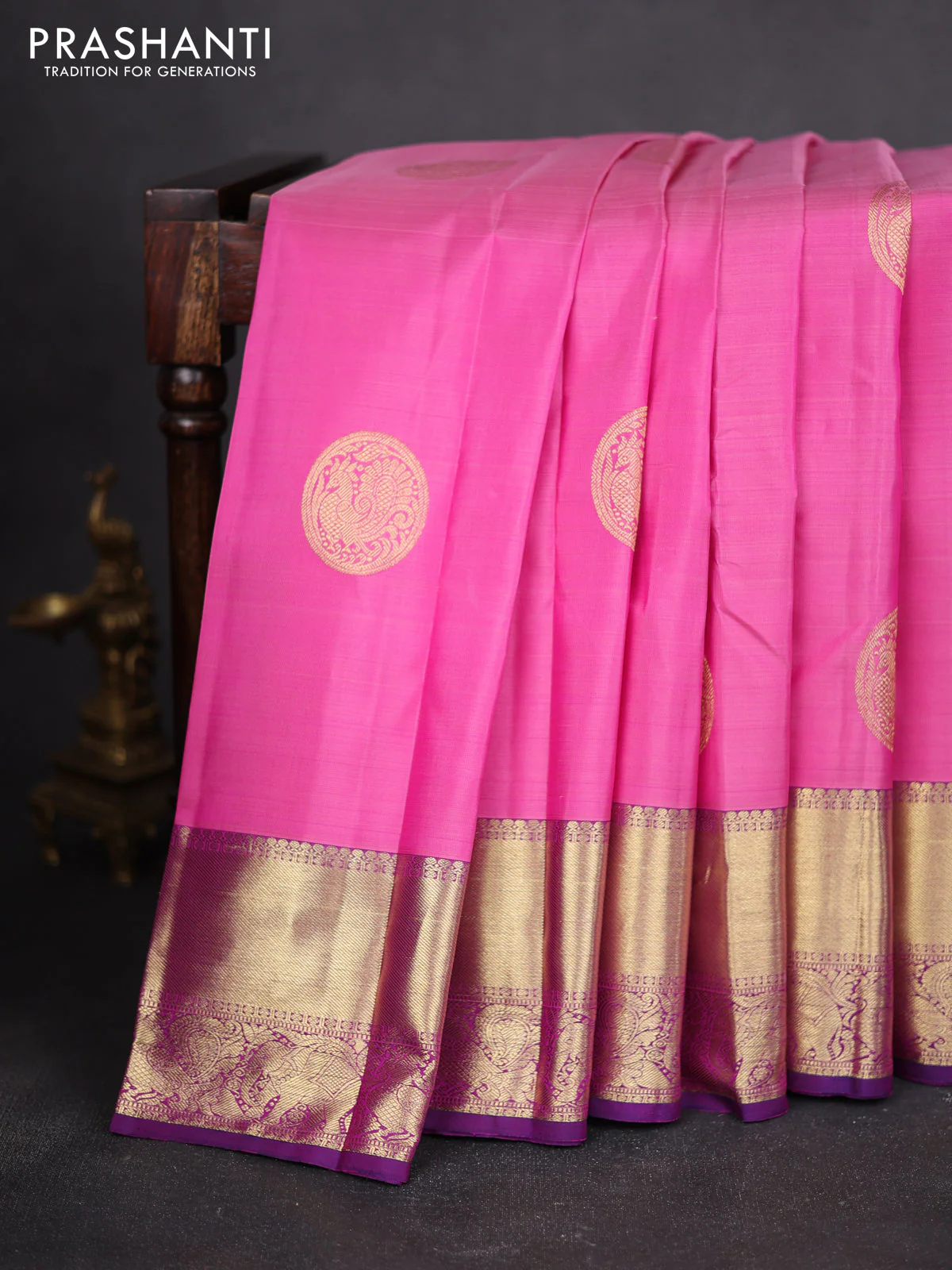 Pure kanchipuram silk saree light pink and purple with allover annam zari woven buttas and zari woven border - Image 2