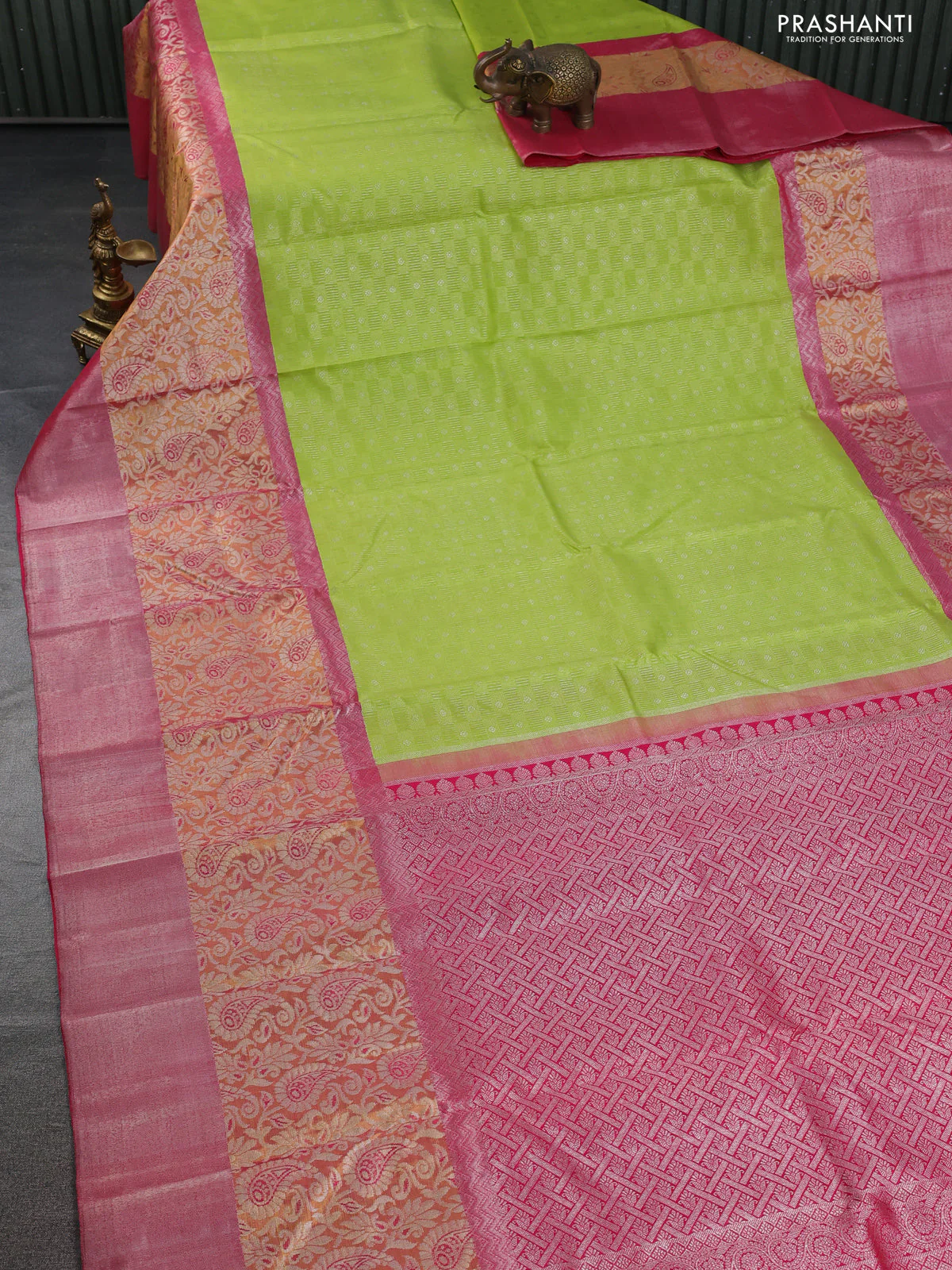 Pure kanchipuram silk saree llight green and pink with allover silver zari woven buttas and long rich zari woven border - Image 2