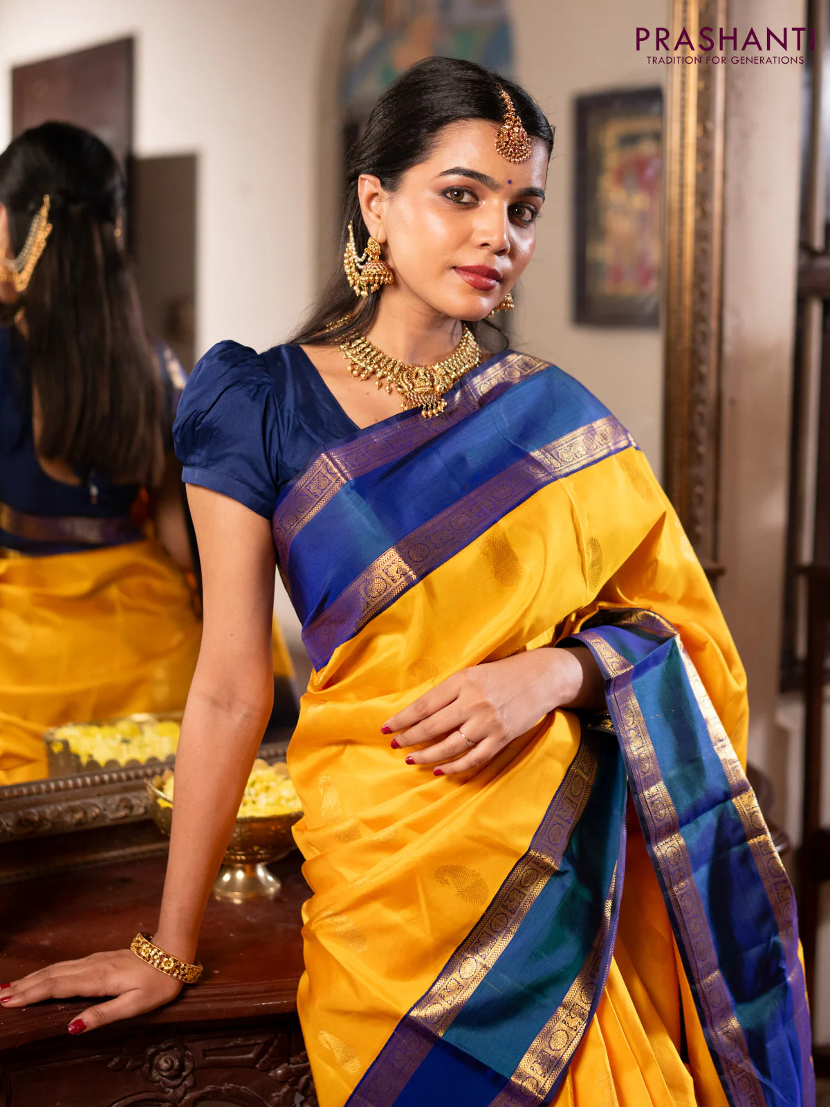 Pure kanchipuram silk saree mango yellow and blue with paisley zari woven buttas and rettapet zari woven border - Image 6