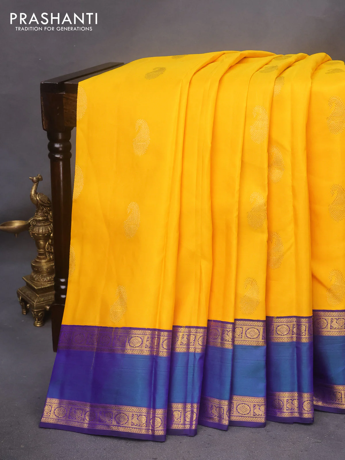 Pure kanchipuram silk saree mango yellow and blue with paisley zari woven buttas and rettapet zari woven border - Image 7