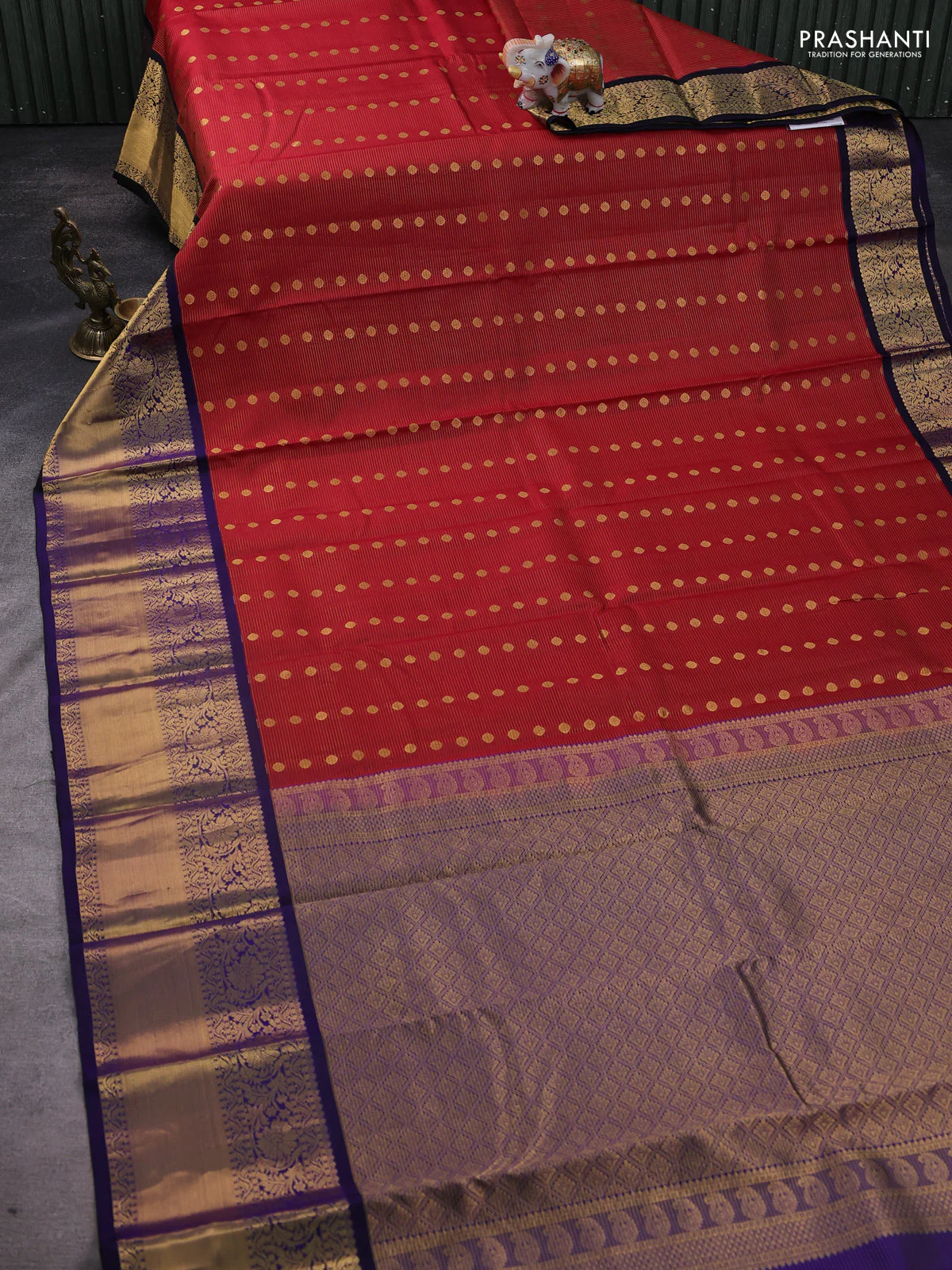 Pure kanchipuram silk saree maroon and dark blue with allover zari stripe weaves & buttas and long floral zari woven korvai border - Image 2