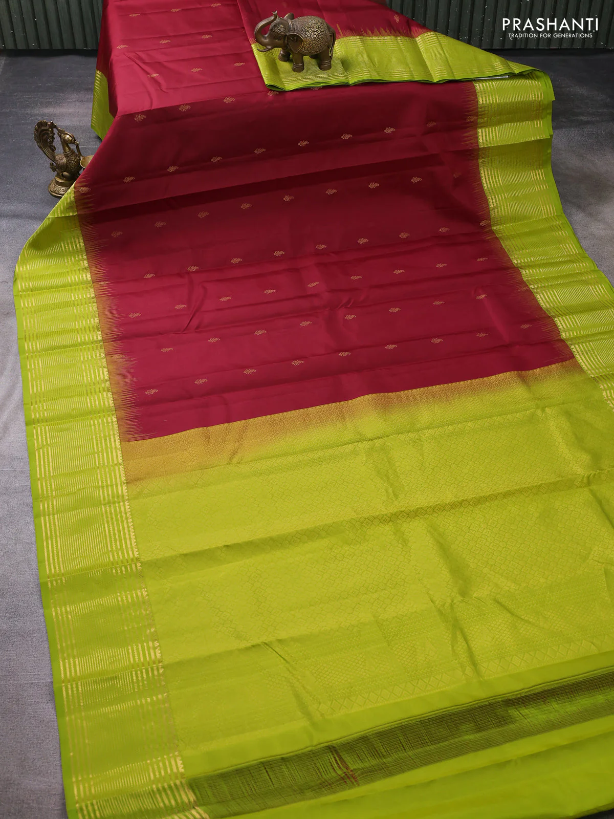 Pure kanchipuram silk saree maroon and lime green with zari woven buttas and zari woven border - Image 2