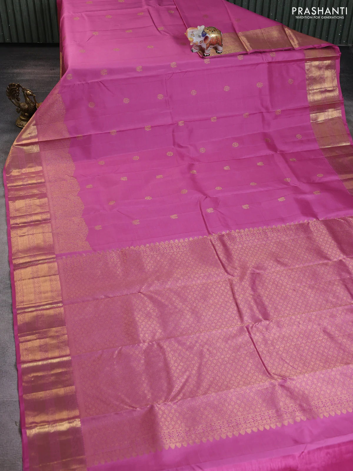 Pure kanchipuram silk saree mauve pink with zari woven buttas and long rich zari woven border - Image 2