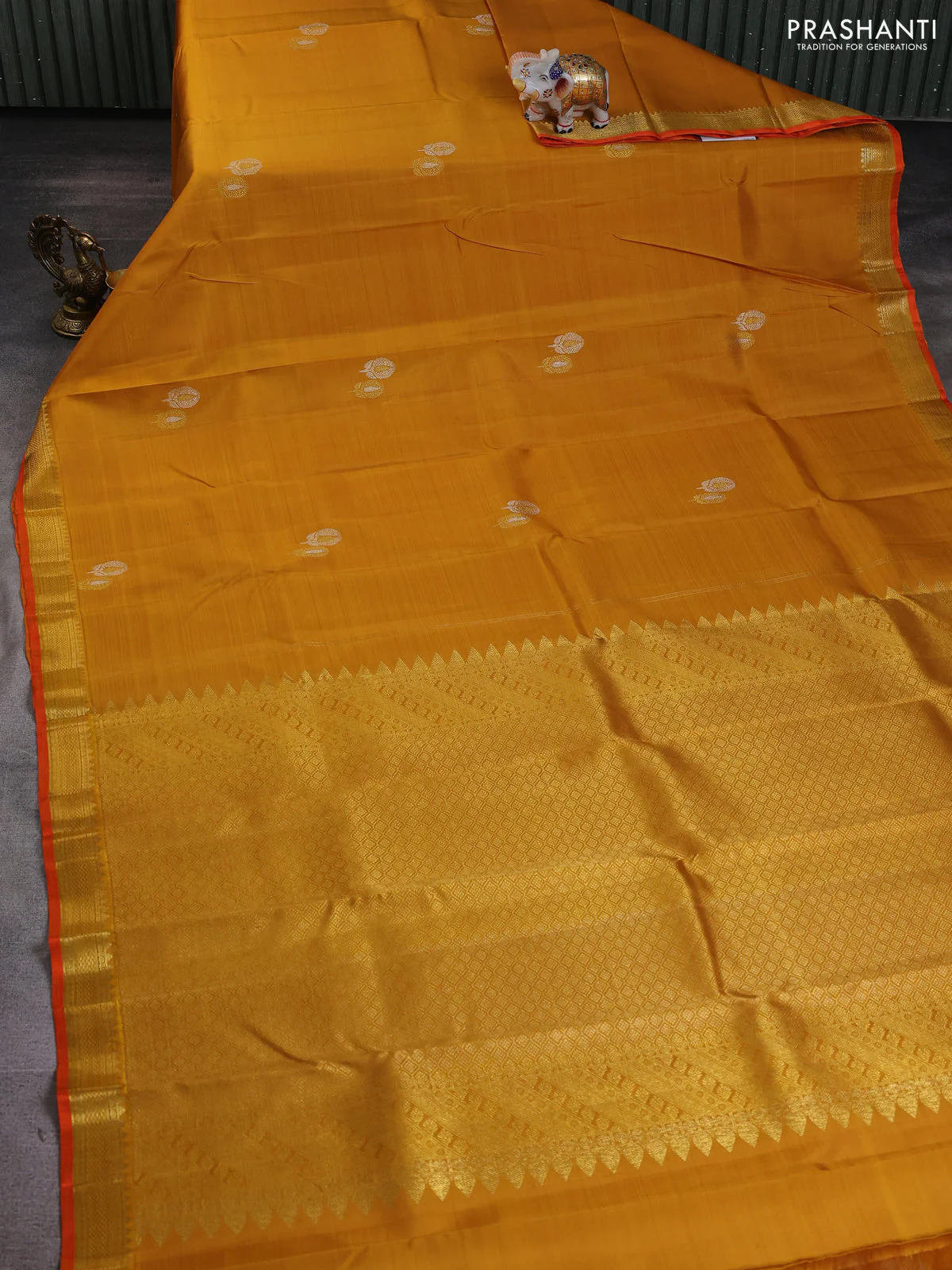 Pure kanchipuram silk saree mustard yellow and orange with silver & gold zari woven buttas and zari woven border - Image 2