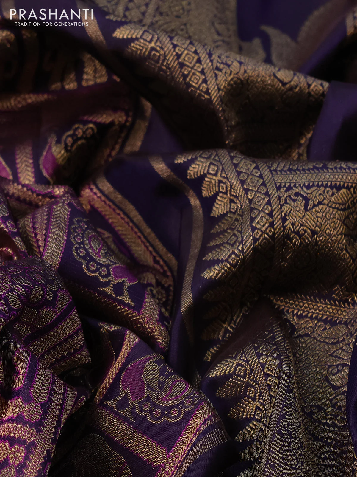 Pure kanchipuram silk saree navy blue with allover zari woven brocade weaves and simple border - Image 12