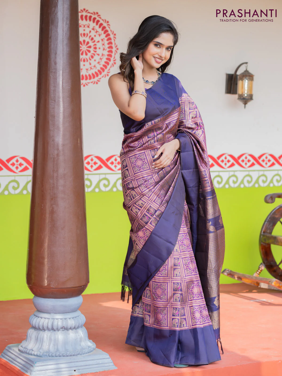 Pure kanchipuram silk saree navy blue with allover zari woven brocade weaves and simple border - Image 3