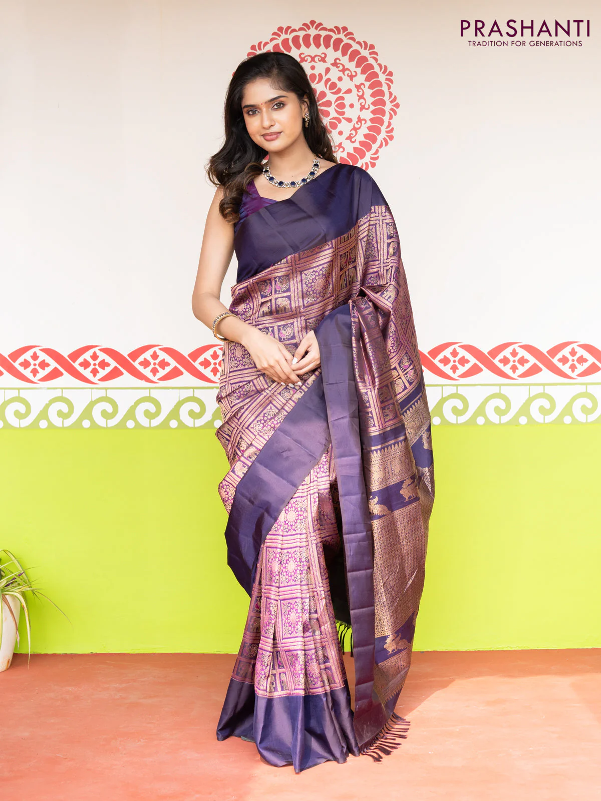 Pure kanchipuram silk saree navy blue with allover zari woven brocade weaves and simple border - Image 8