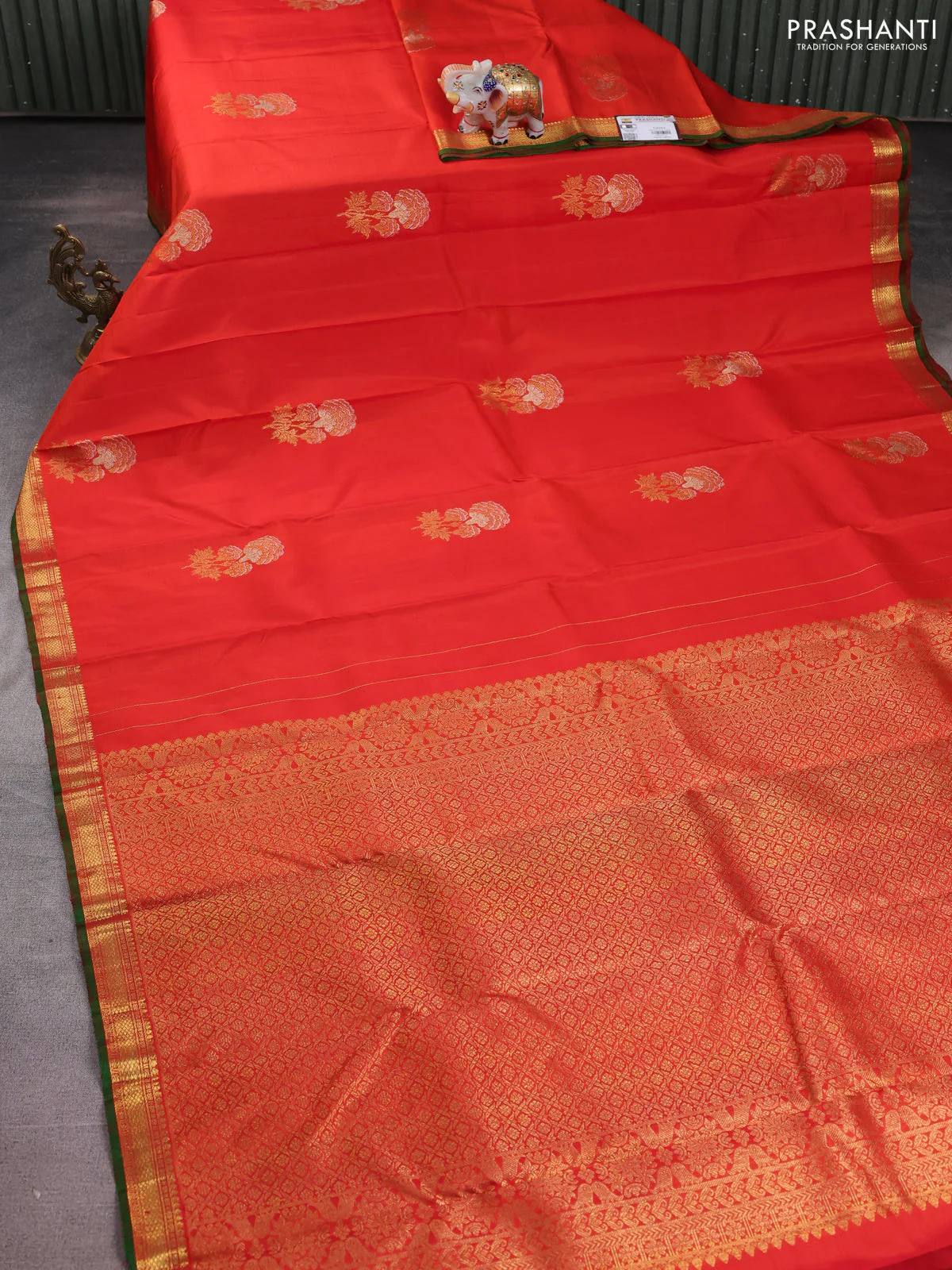 Pure kanchipuram silk saree orange and green with silver & gold zari woven buttas and zari woven border - Image 2