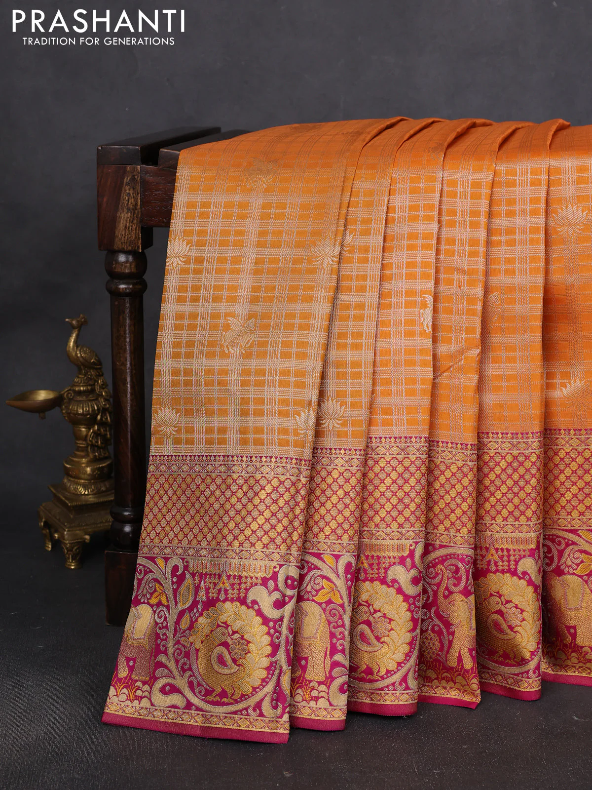 Pure kanchipuram silk saree orange and pink with allover zari woven brocade weaves and long rich elephant & annam zari woven border - Image 2