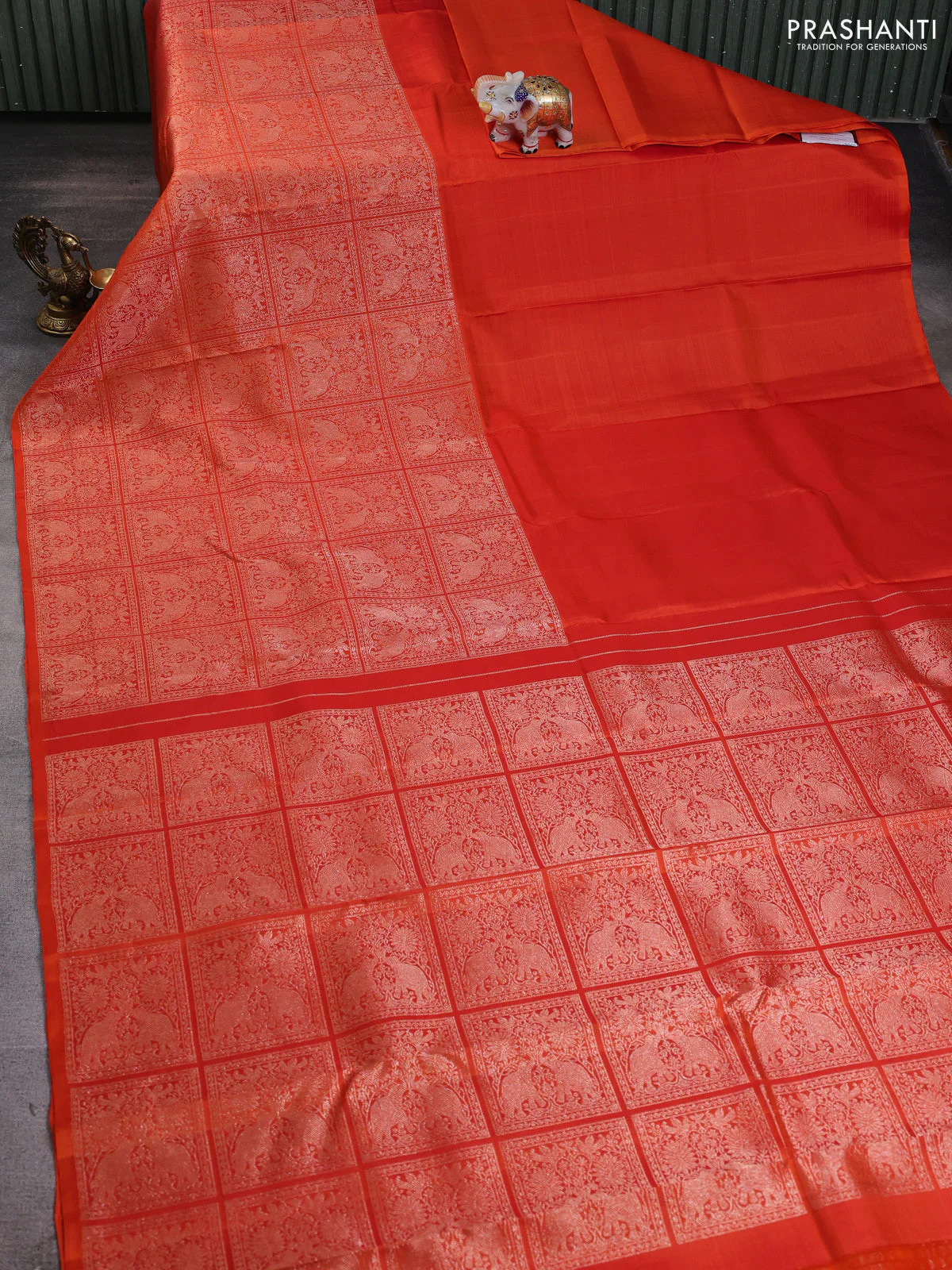 Pure kanchipuram silk saree orange with half & half style and long zari woven border - Image 2