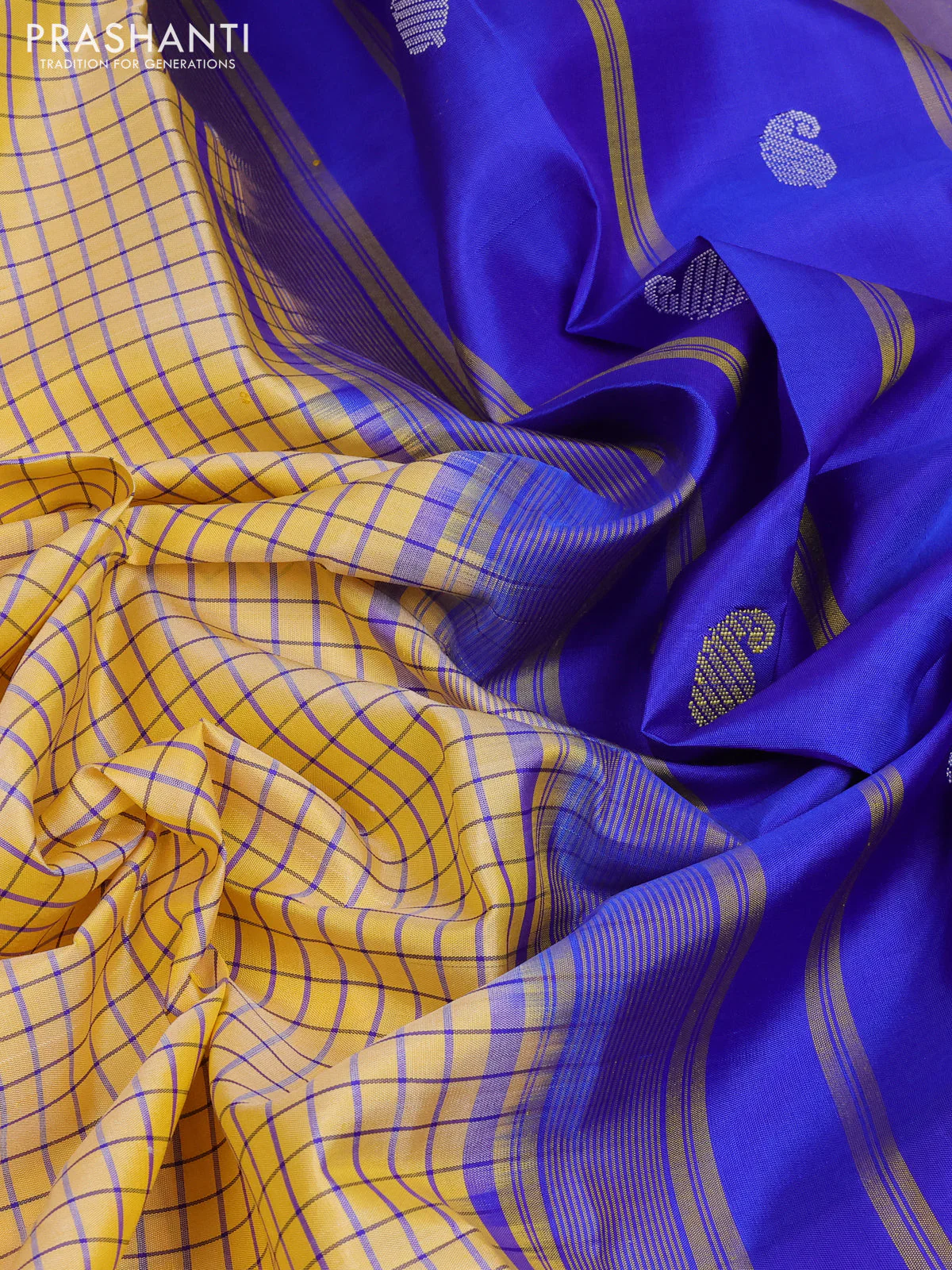 Pure kanchipuram silk saree pale yellow and blue with allover small checked pattern and temple design thread woven butta border - Image 3