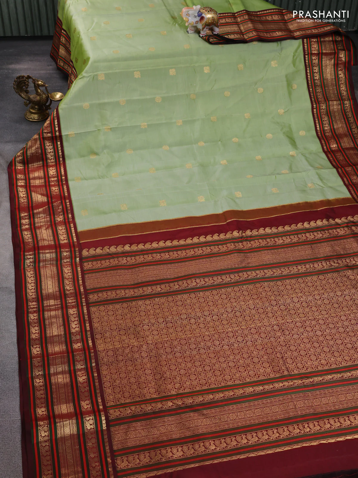 Pure kanchipuram silk saree pastel green and deep maroon with zari woven buttas and rich zari woven korvai border - Image 2