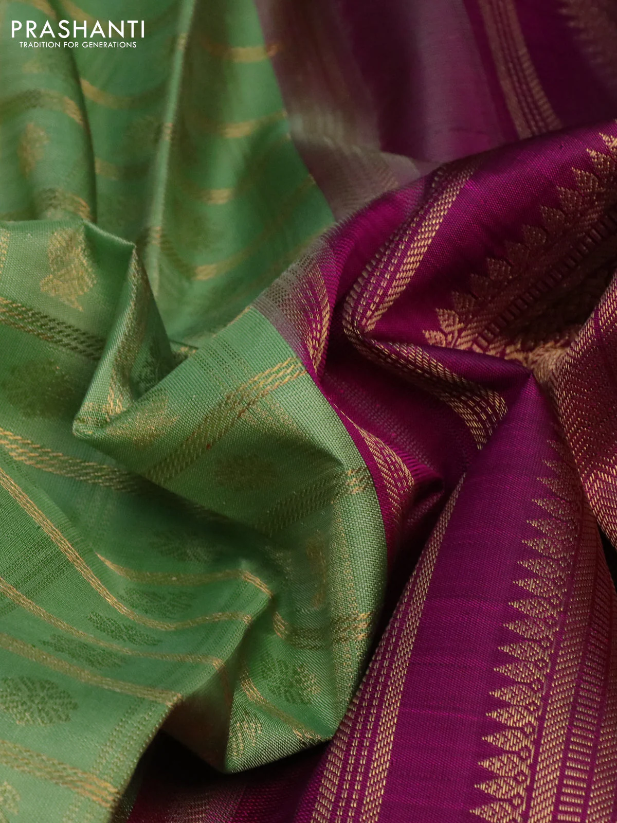 Pure kanchipuram silk saree pastel green and purple with allover zari checks & buttas and long rettapet zari woven korvai border - Image 3