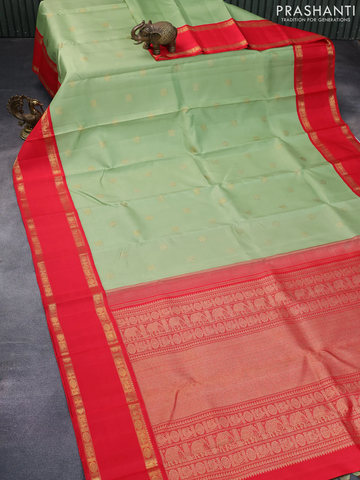 Pure kanchipuram silk saree pastel green and red with annam zari woven buttas and rettapet zari woven border - Image 3