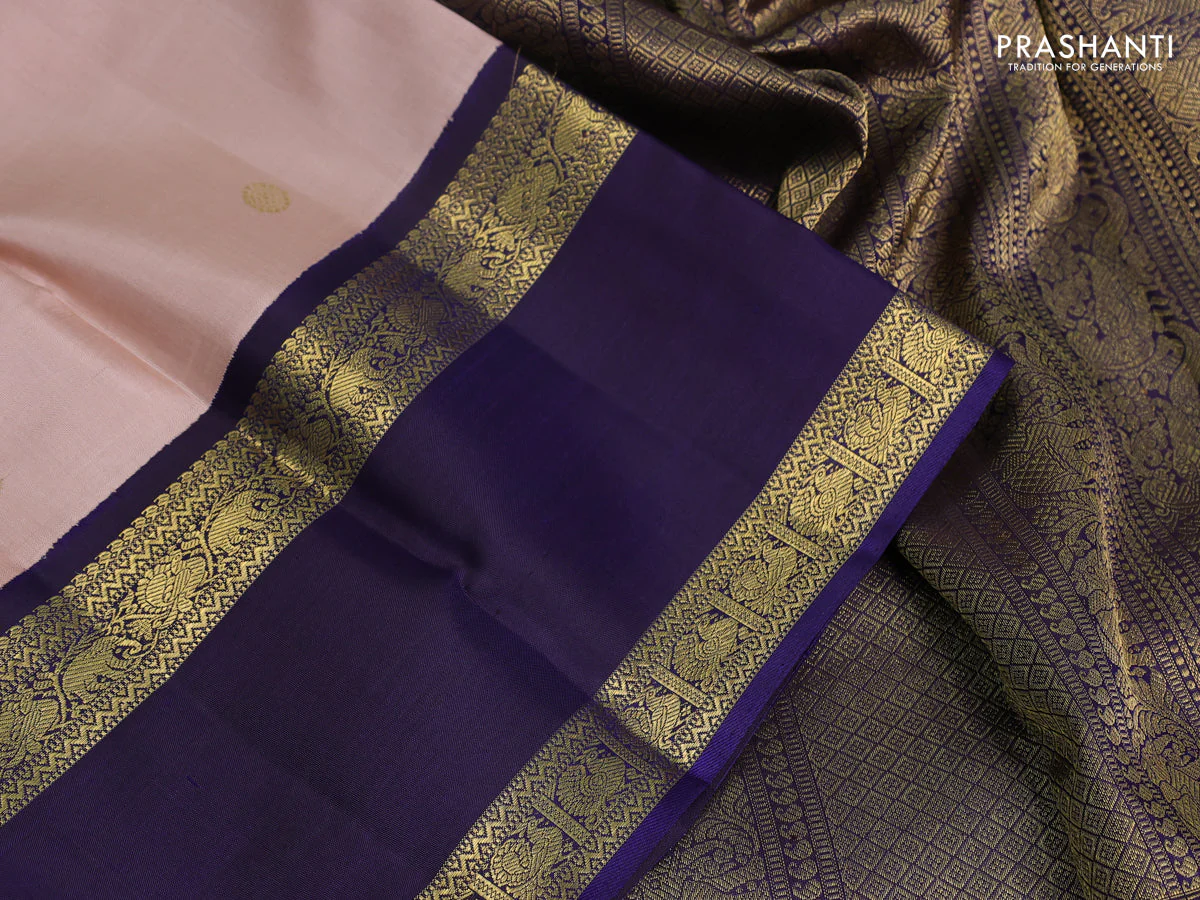 Pure kanchipuram silk saree pastel peach and dual shade of jamun with zari woven buttas and long rettapet zari woven korvai border - Image 3