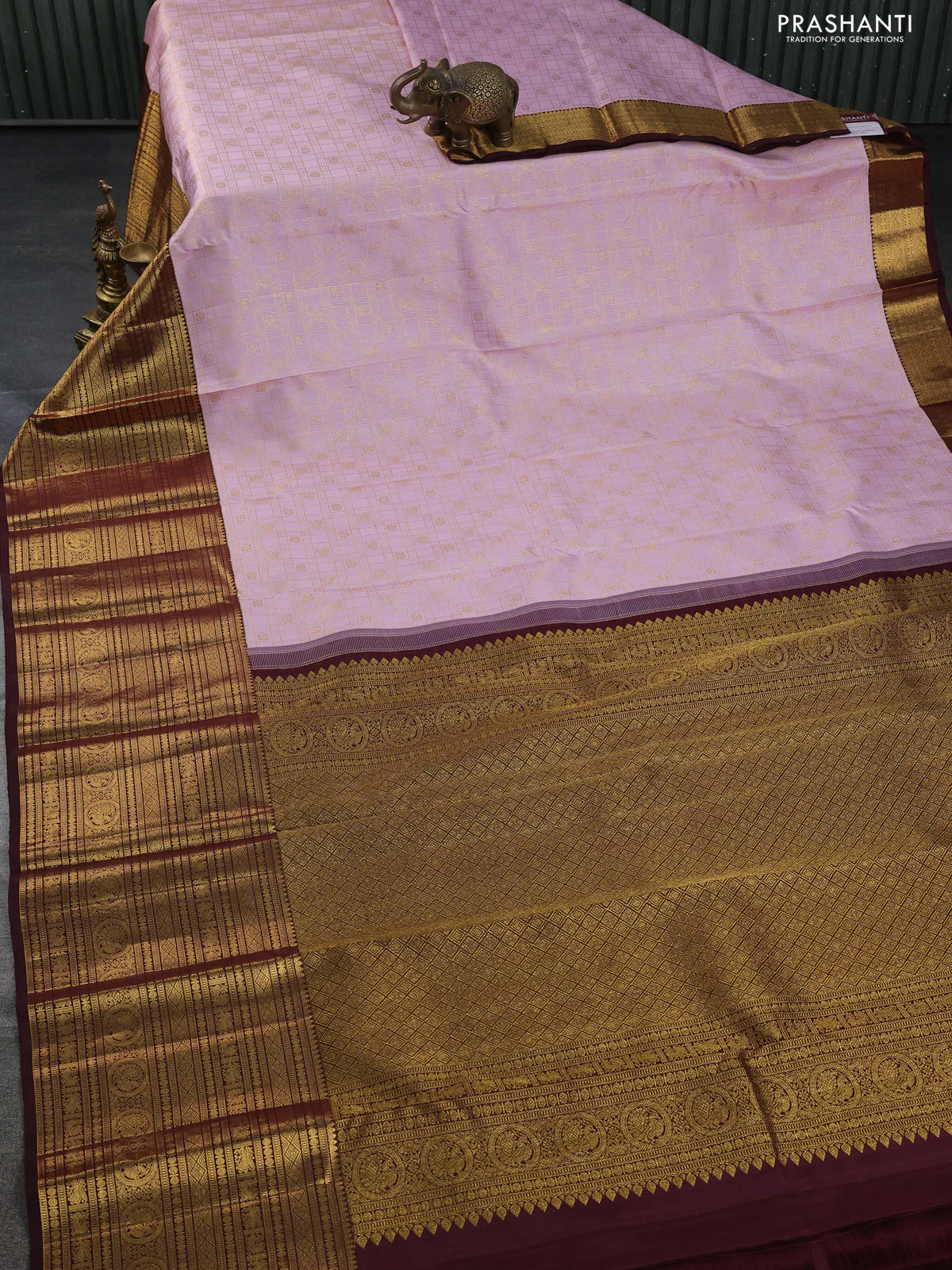 Pure kanchipuram silk saree pastel pink and brown with allover zari checks & buttas and long zari woven border - Image 2