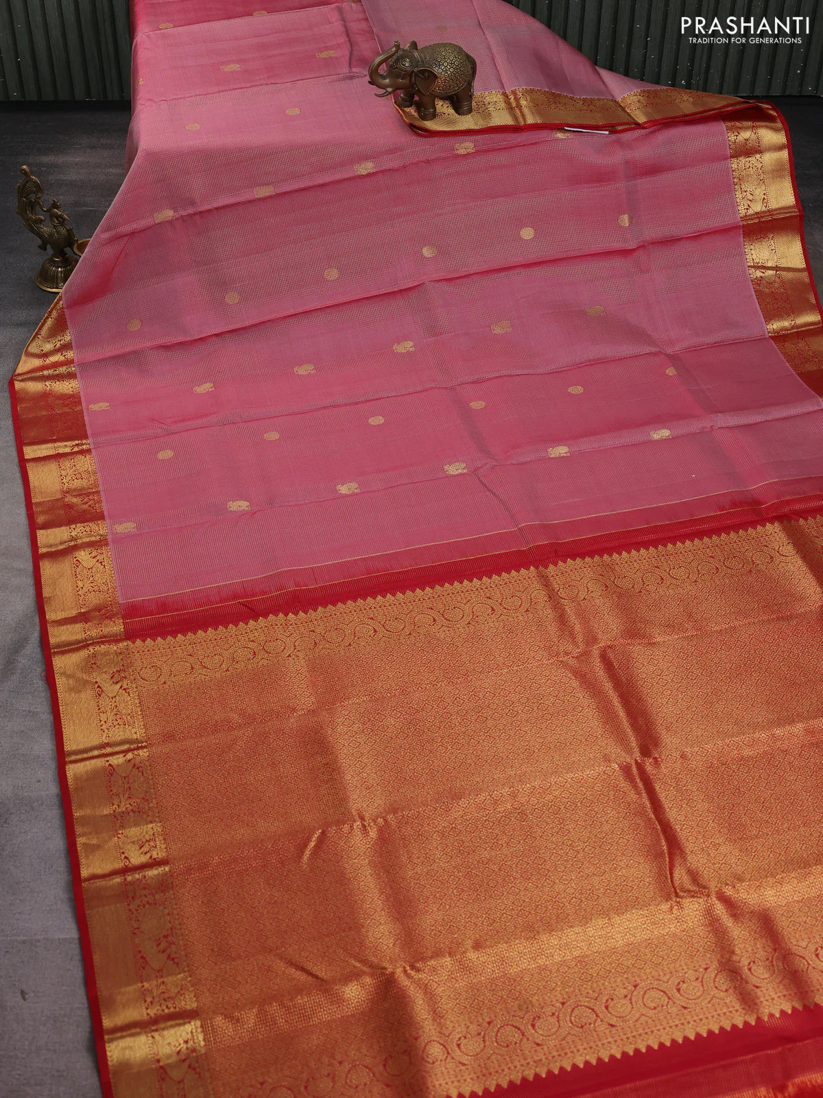 Pure kanchipuram silk saree pastel pink and red with allover zari weaves & buttas and rich zari woven border - Image 2