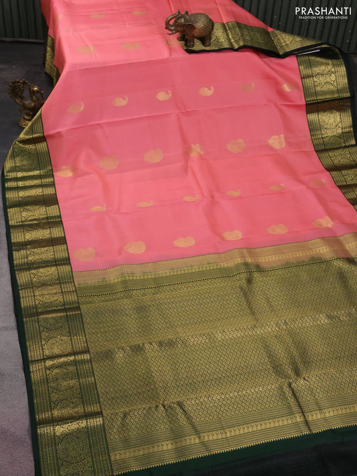 Pure kanchipuram silk saree peach pink and bottle green with zari woven buttas and zari woven korvai border - Image 2