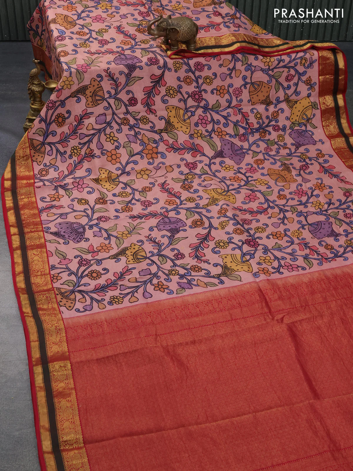 Pure kanchipuram silk saree peach pink and pink with allover pen kalamkari prints & zari buttas and zari woven border - Image 2
